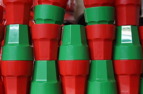 Pack Items red n green cups Small 480_319